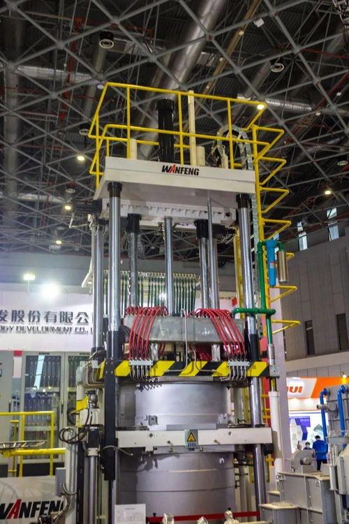 萬(wàn)豐科技攜多款重磅產(chǎn)品亮相，賦能鑄造智能裝備與農(nóng)家樂(lè)休閑觀(guān)光服務(wù)融合創(chuàng)新